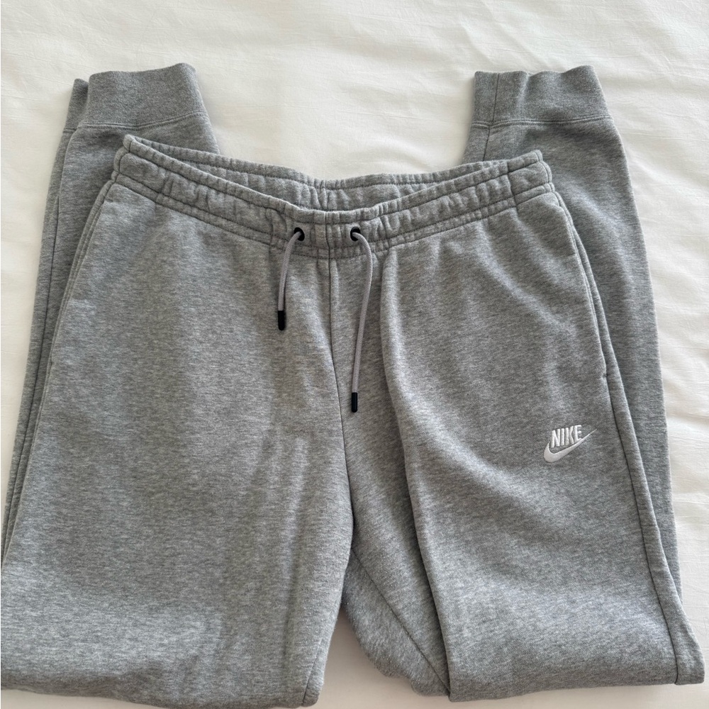 Nike Heather Gray Sweatpants
